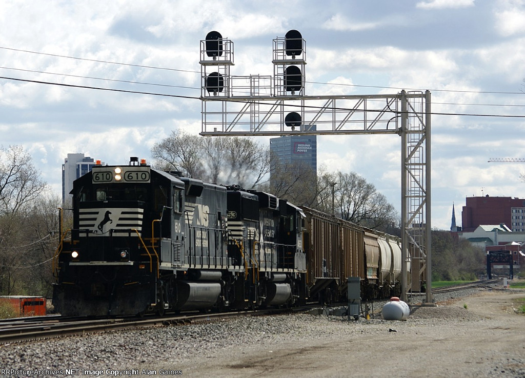 NS 610